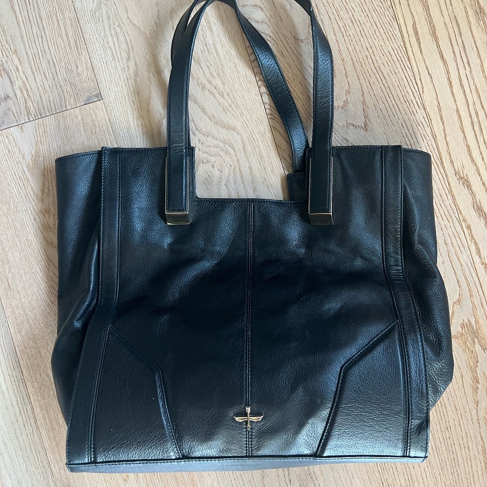 Pour La Victoire black tote